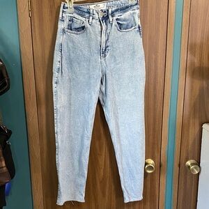 Hollister Women's High Rise Light Blue Jeans